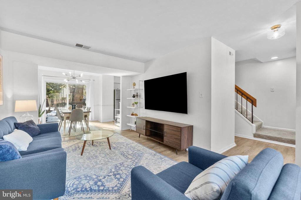 2320 EMERALD HEIGHTS COURT