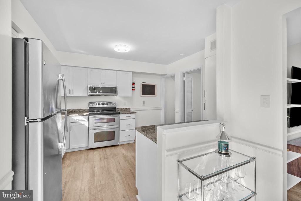 2320 EMERALD HEIGHTS COURT