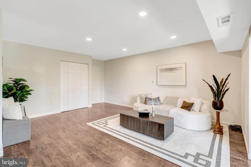 7839 ENOLA STREET 103