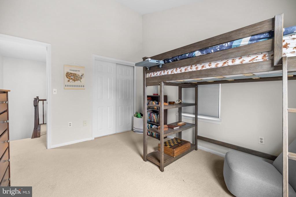 1100 SNEAD PLACE