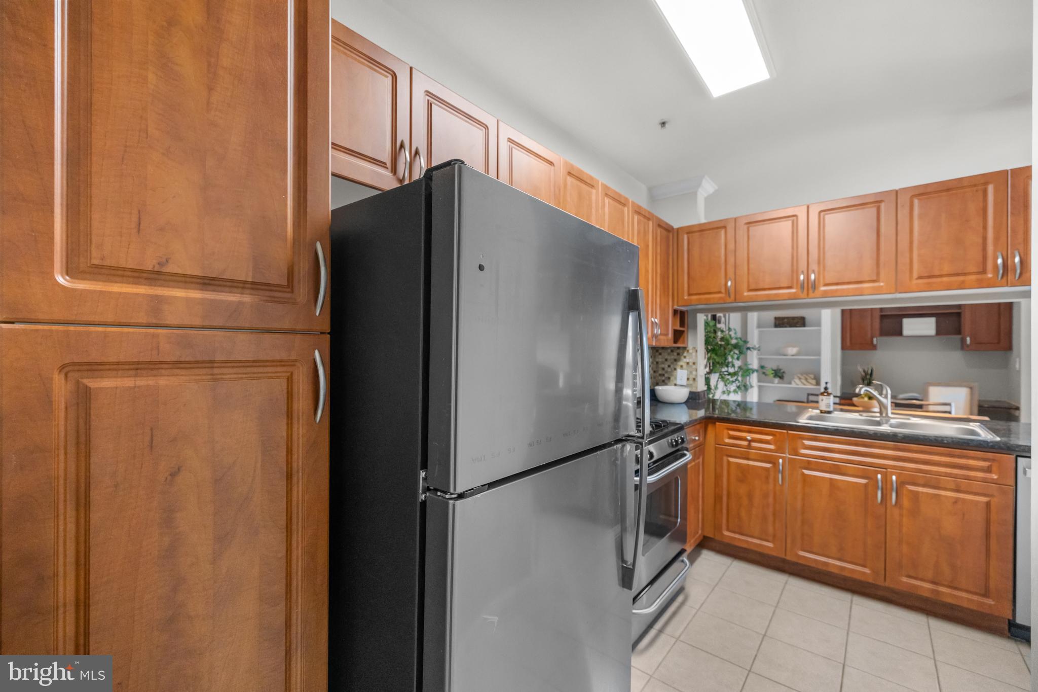 4415 WEATHERINGTON LANE 402