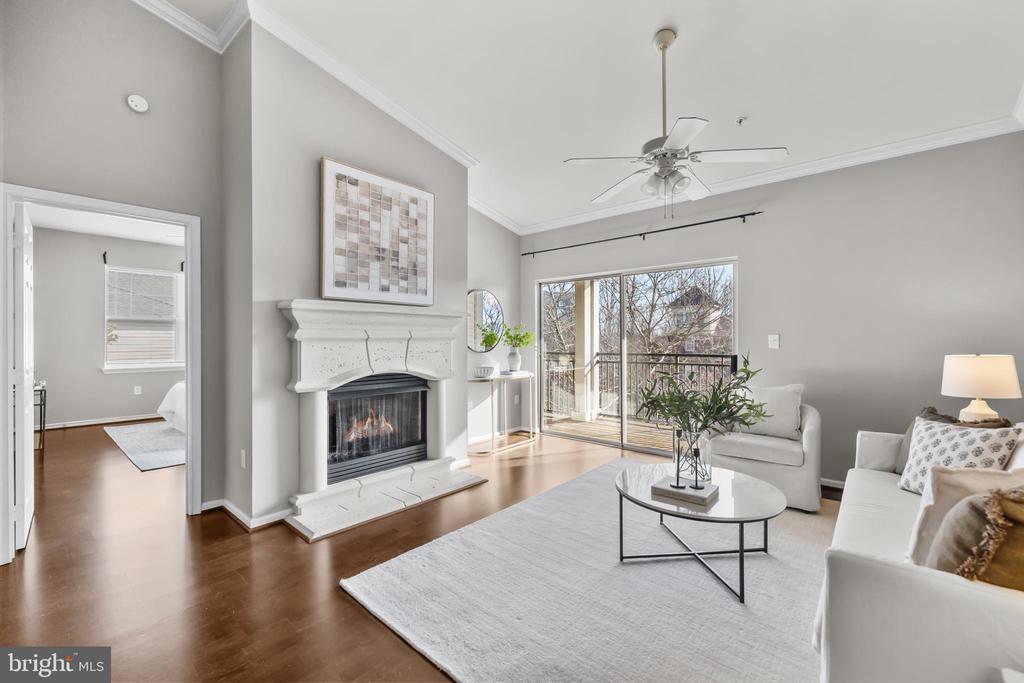 4415 WEATHERINGTON LANE 402
