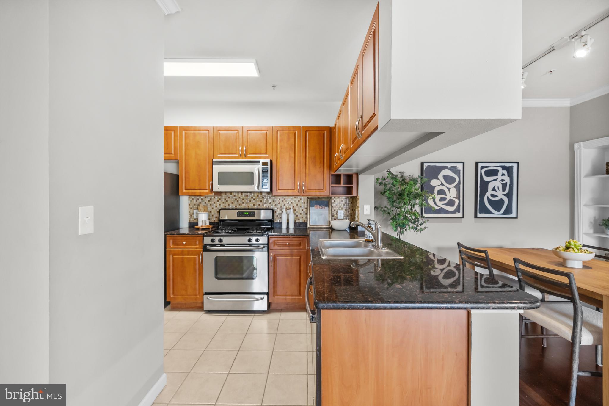 4415 WEATHERINGTON LANE 402