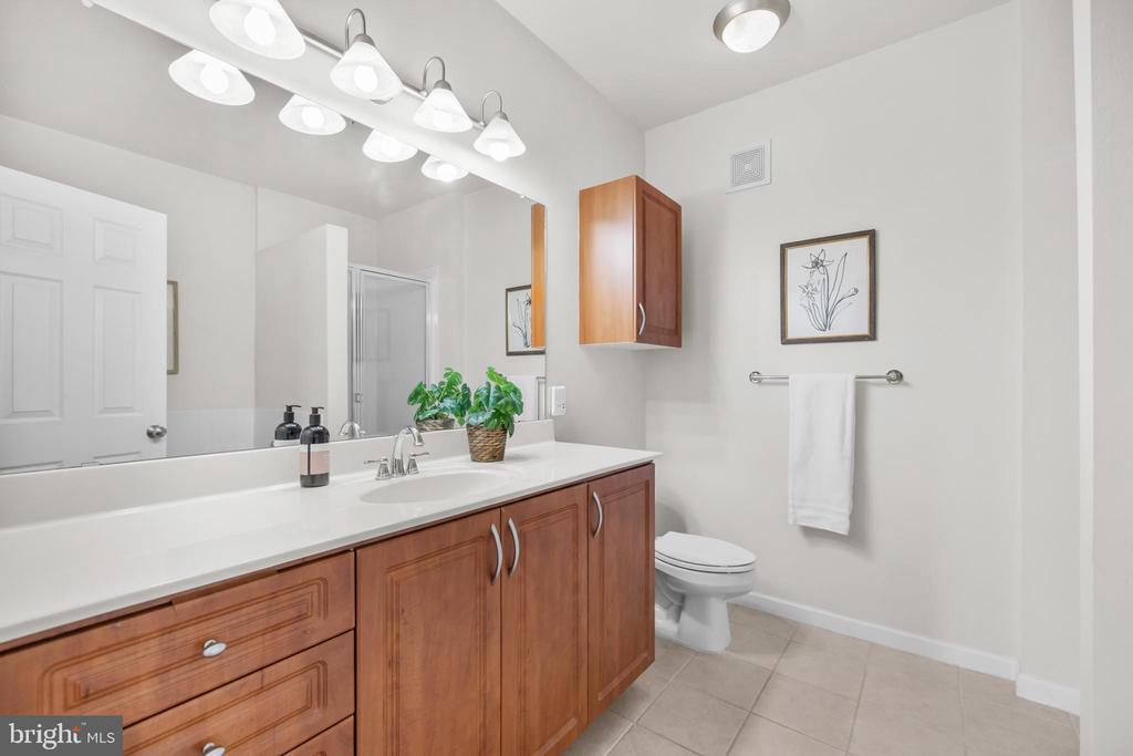 4415 WEATHERINGTON LANE 402