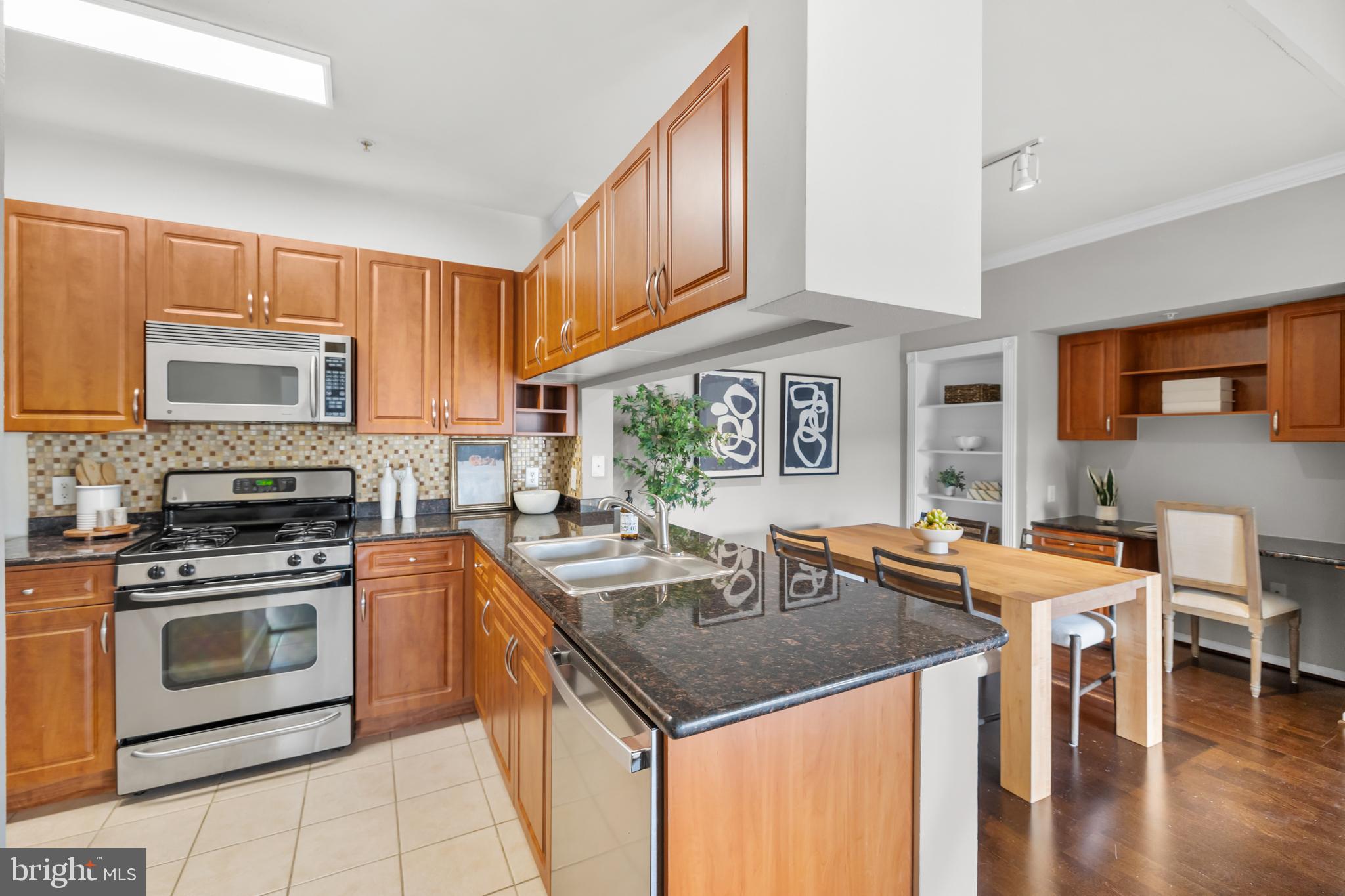 4415 WEATHERINGTON LANE 402