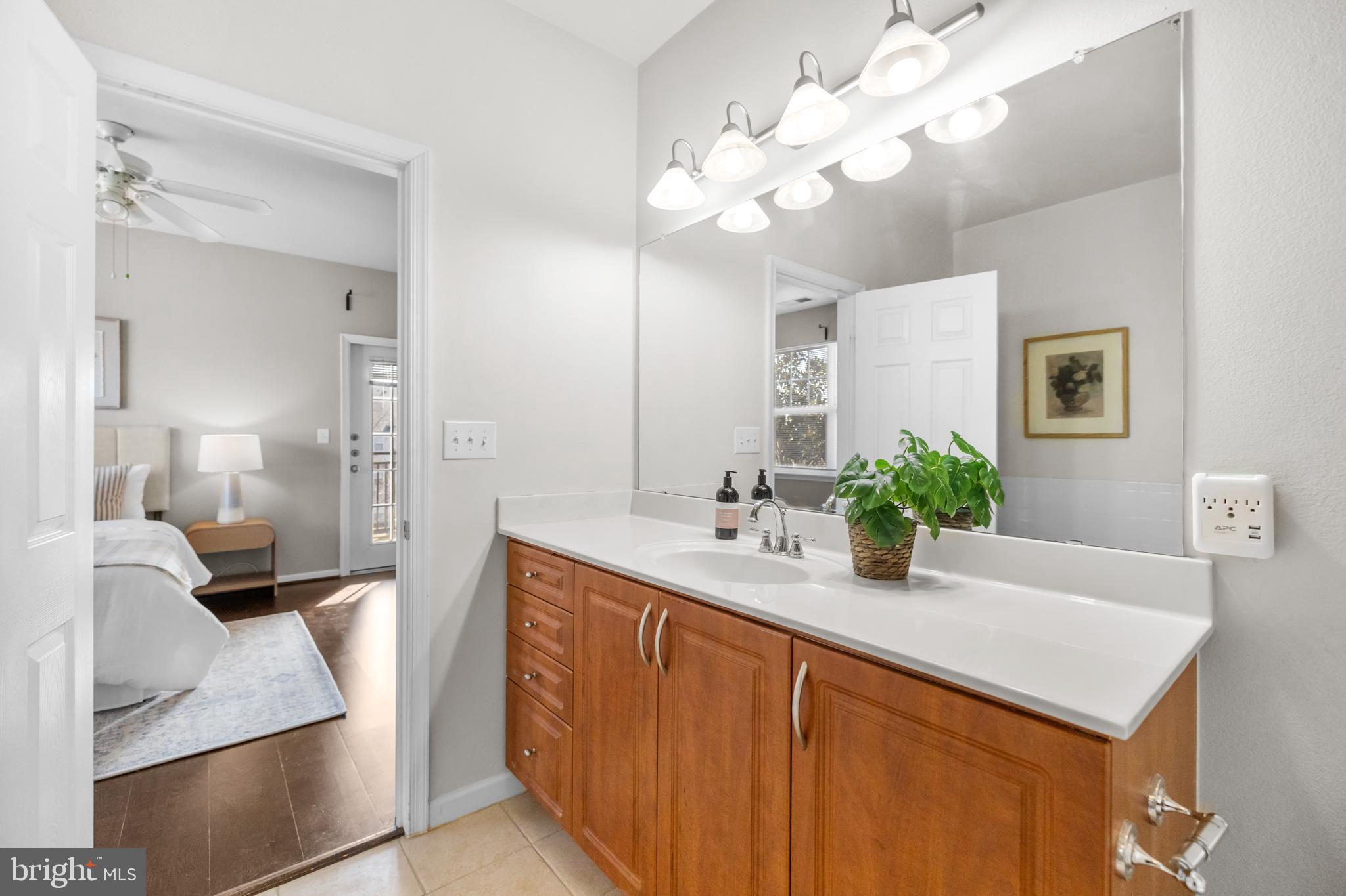 4415 WEATHERINGTON LANE 402