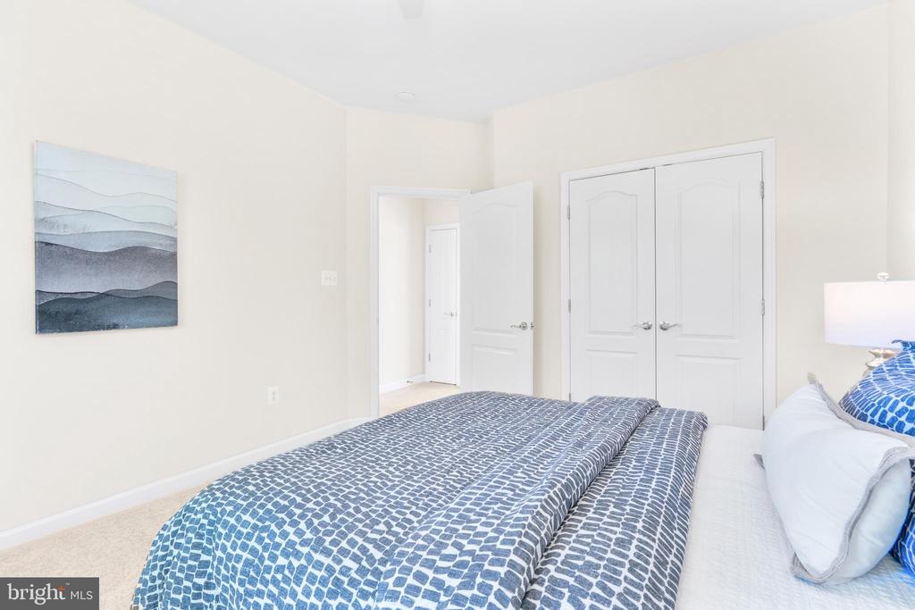 4509 RHETT LANE