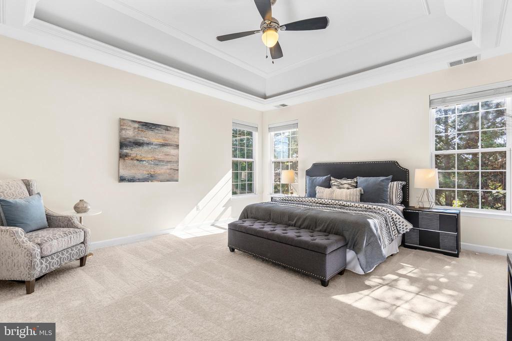 4509 RHETT LANE