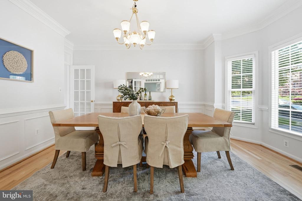 6075 DEER RIDGE TRAIL