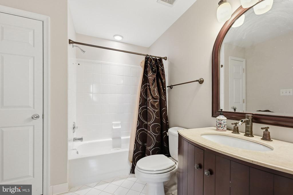 6075 DEER RIDGE TRAIL