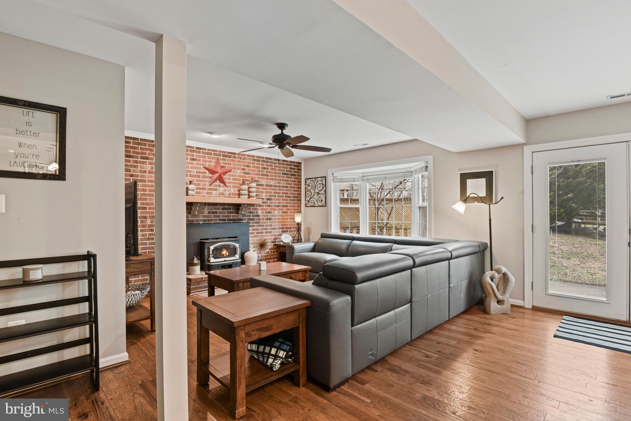 5200 HONEYSUCKLE COURT