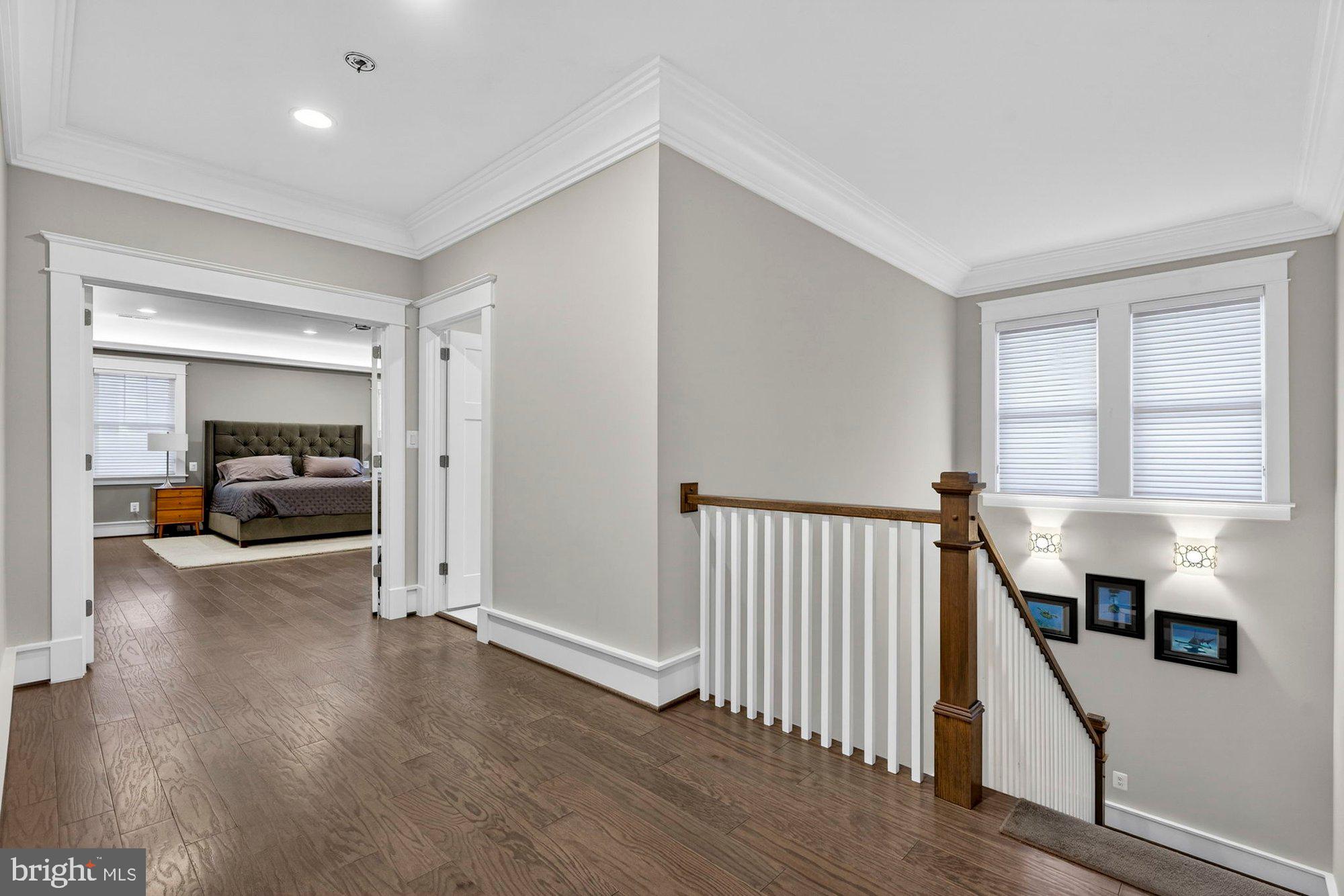 1105 LAKEWOOD DRIVE SW