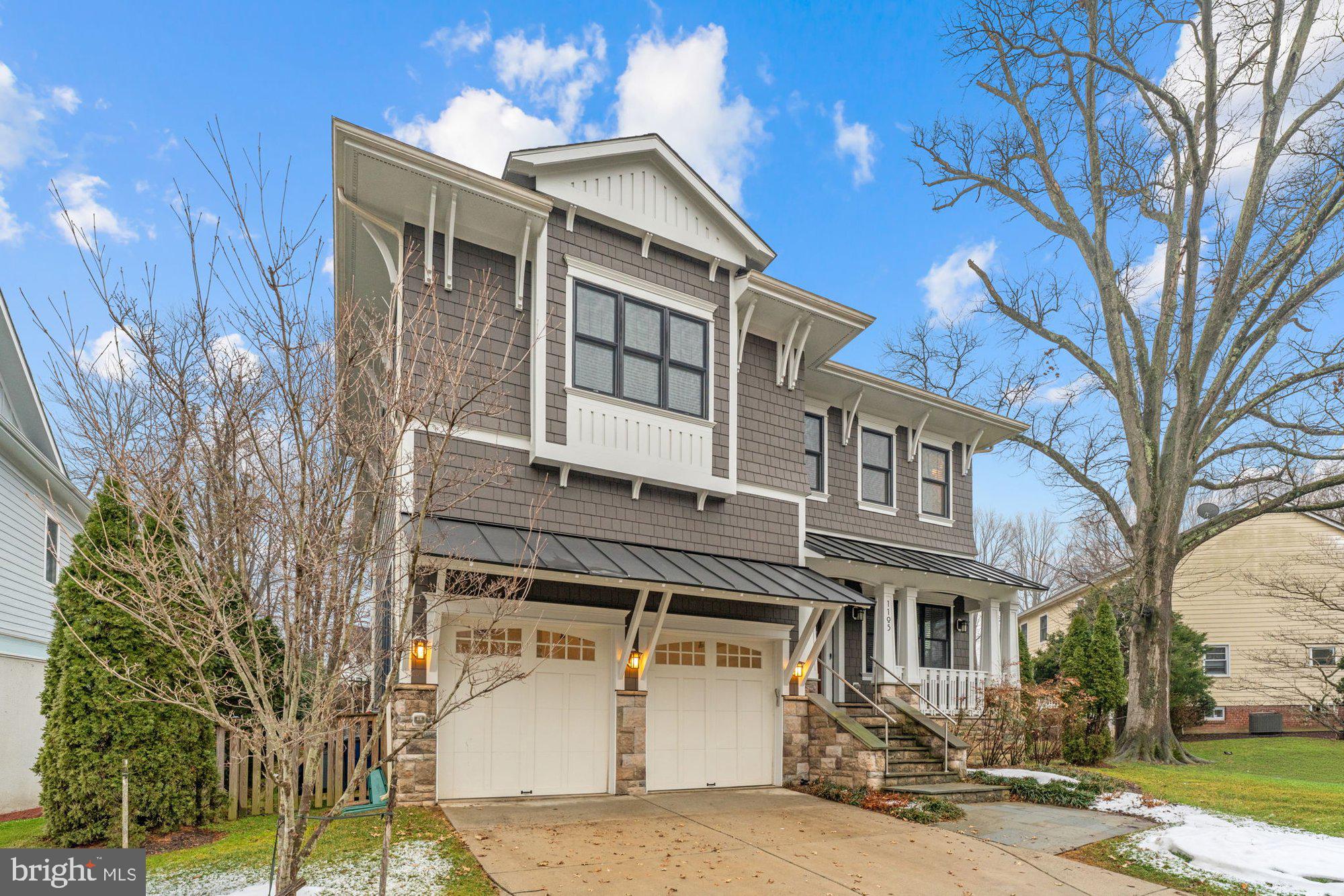 1105 LAKEWOOD DRIVE SW