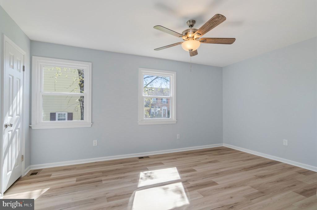 412 MAGNOLIA COURT
