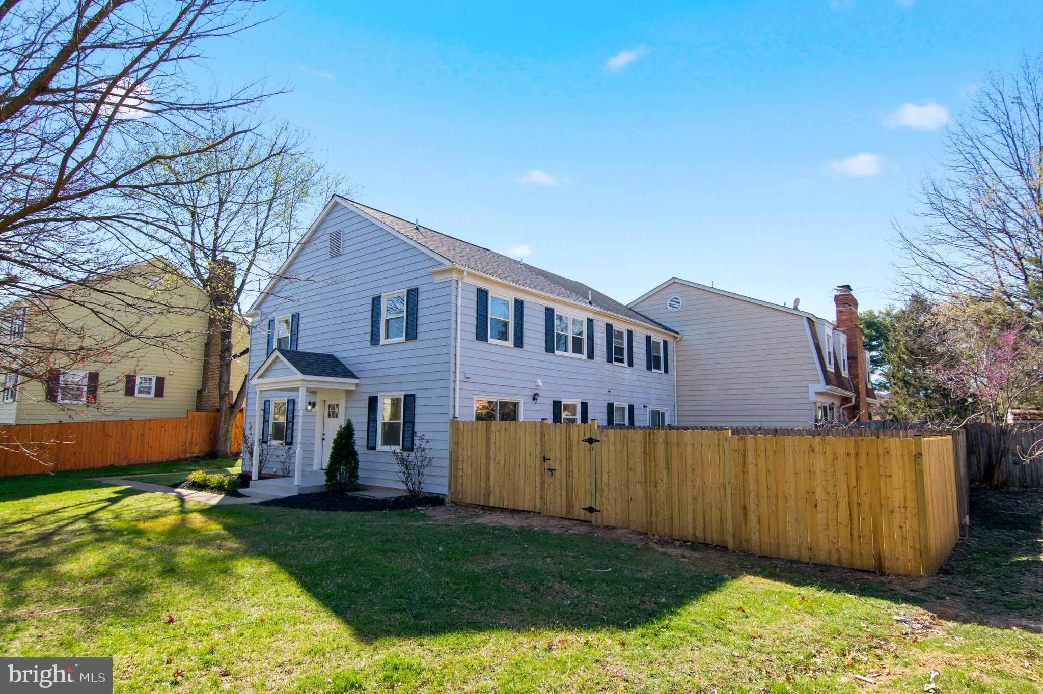 412 MAGNOLIA COURT