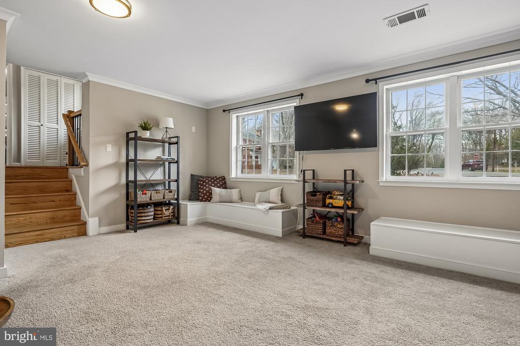 2502 WOODCUTTER COURT