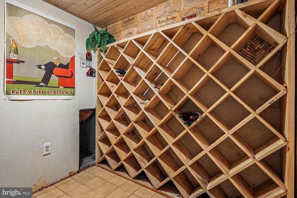 2502 WOODCUTTER COURT