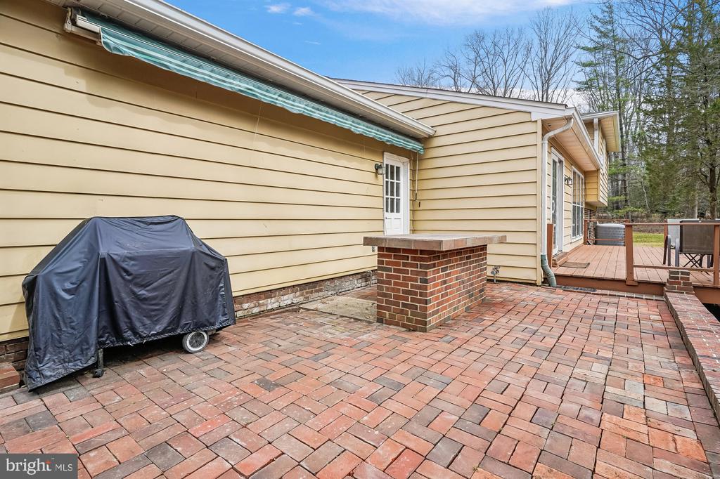 2502 WOODCUTTER COURT