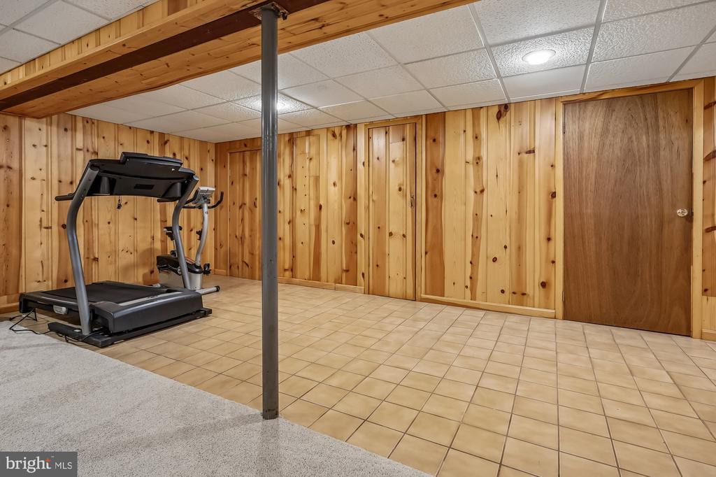 2502 WOODCUTTER COURT