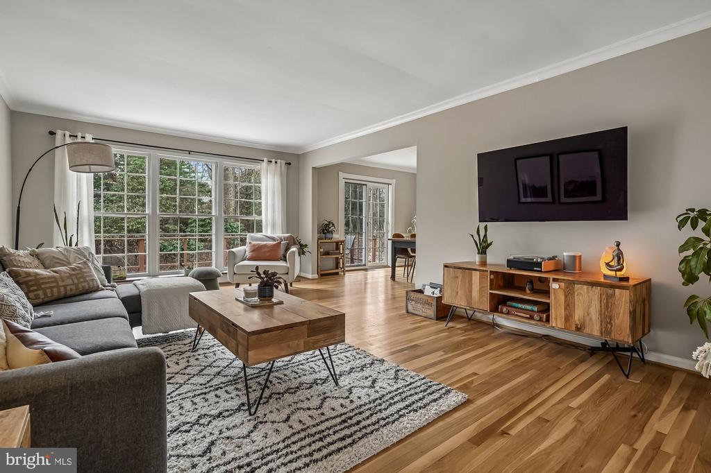 2502 WOODCUTTER COURT