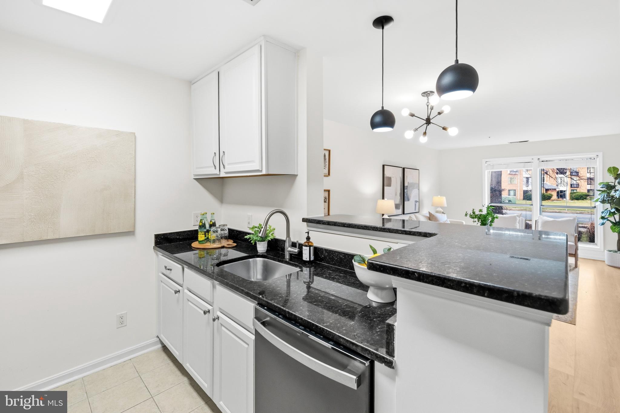 3175 SUMMIT SQUARE DRIVE 5-A12