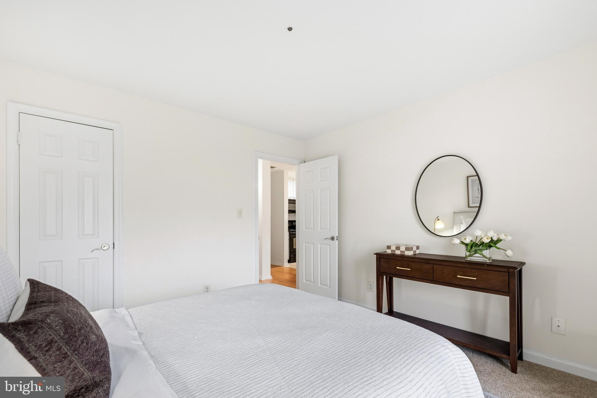 3175 SUMMIT SQUARE DRIVE 5-A12