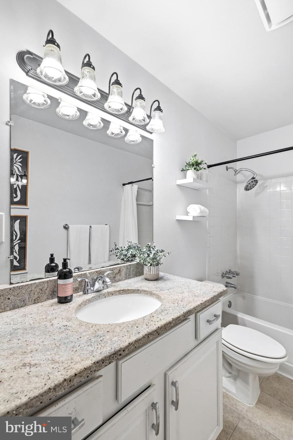 3175 SUMMIT SQUARE DRIVE 5-A12