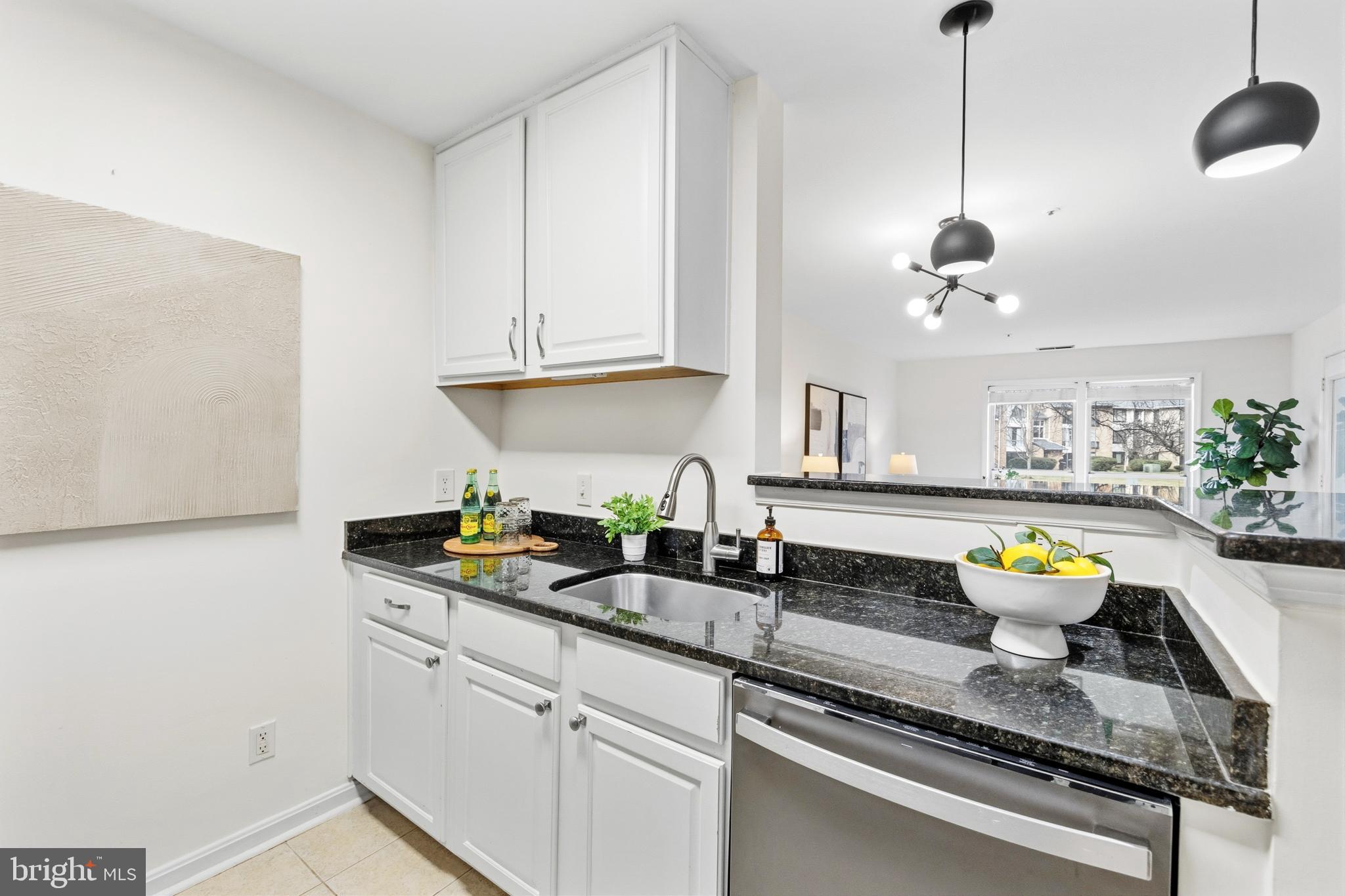 3175 SUMMIT SQUARE DRIVE 5-A12