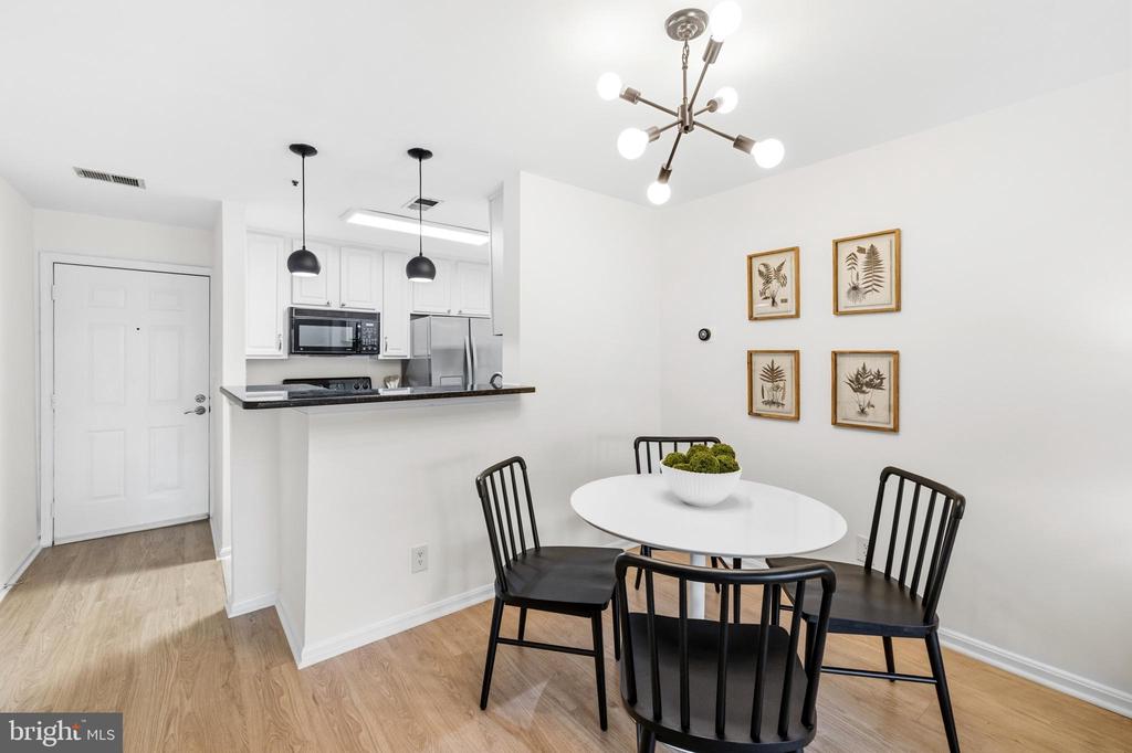 3175 SUMMIT SQUARE DRIVE 5-A12