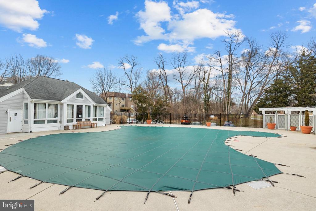 3175 SUMMIT SQUARE DRIVE 5-A12