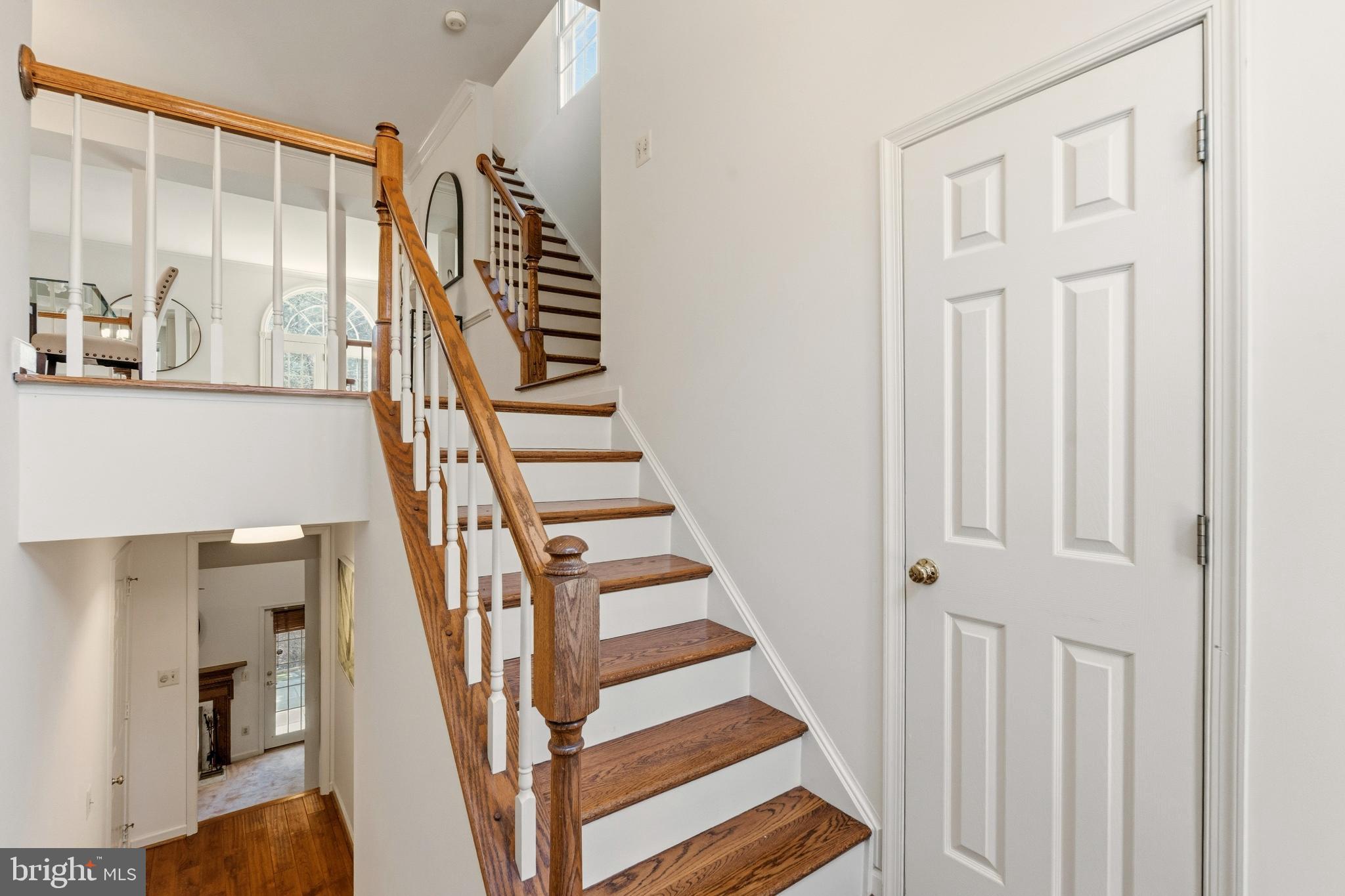 6317 CROOKED OAK LANE