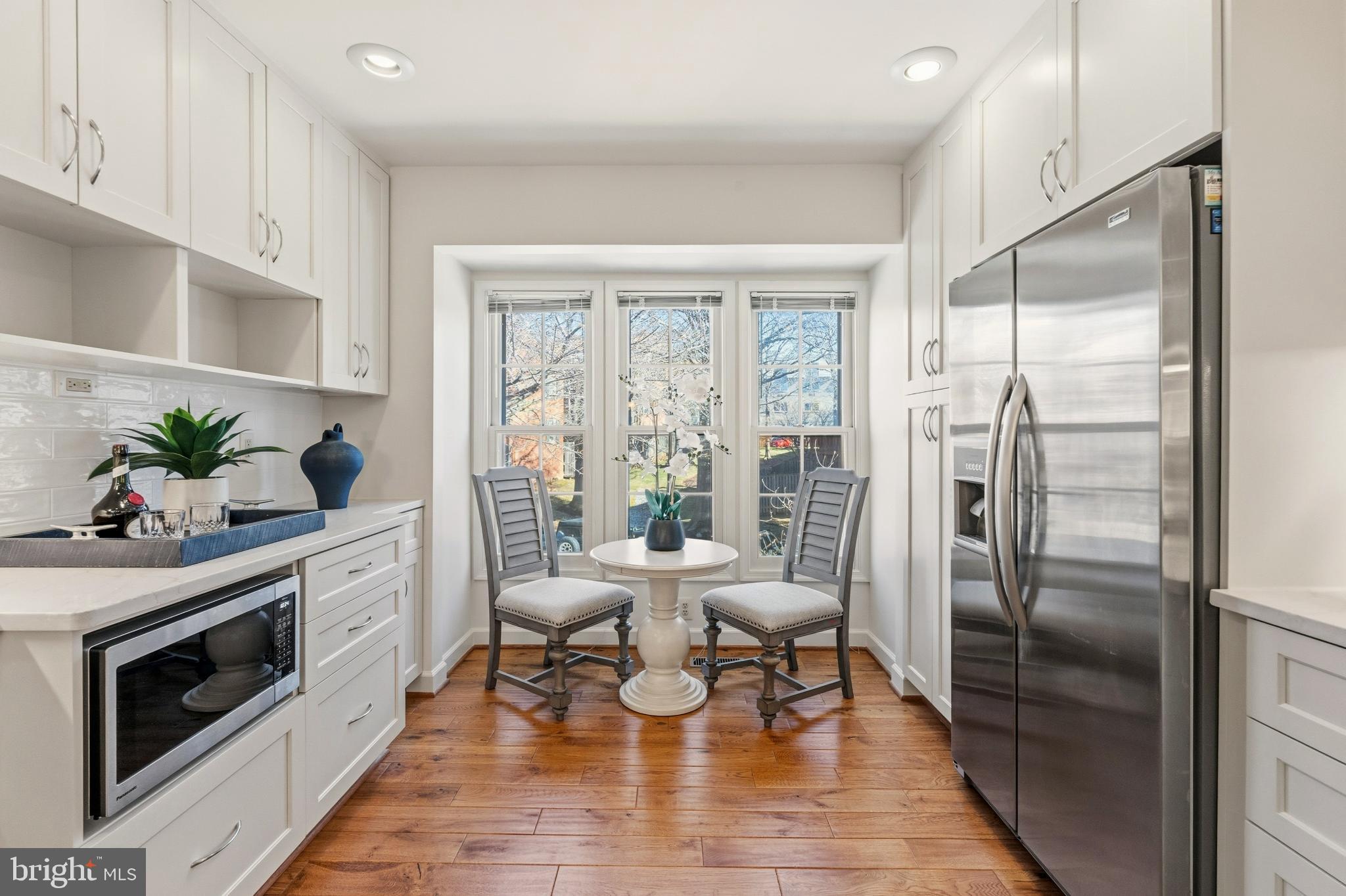 6317 CROOKED OAK LANE