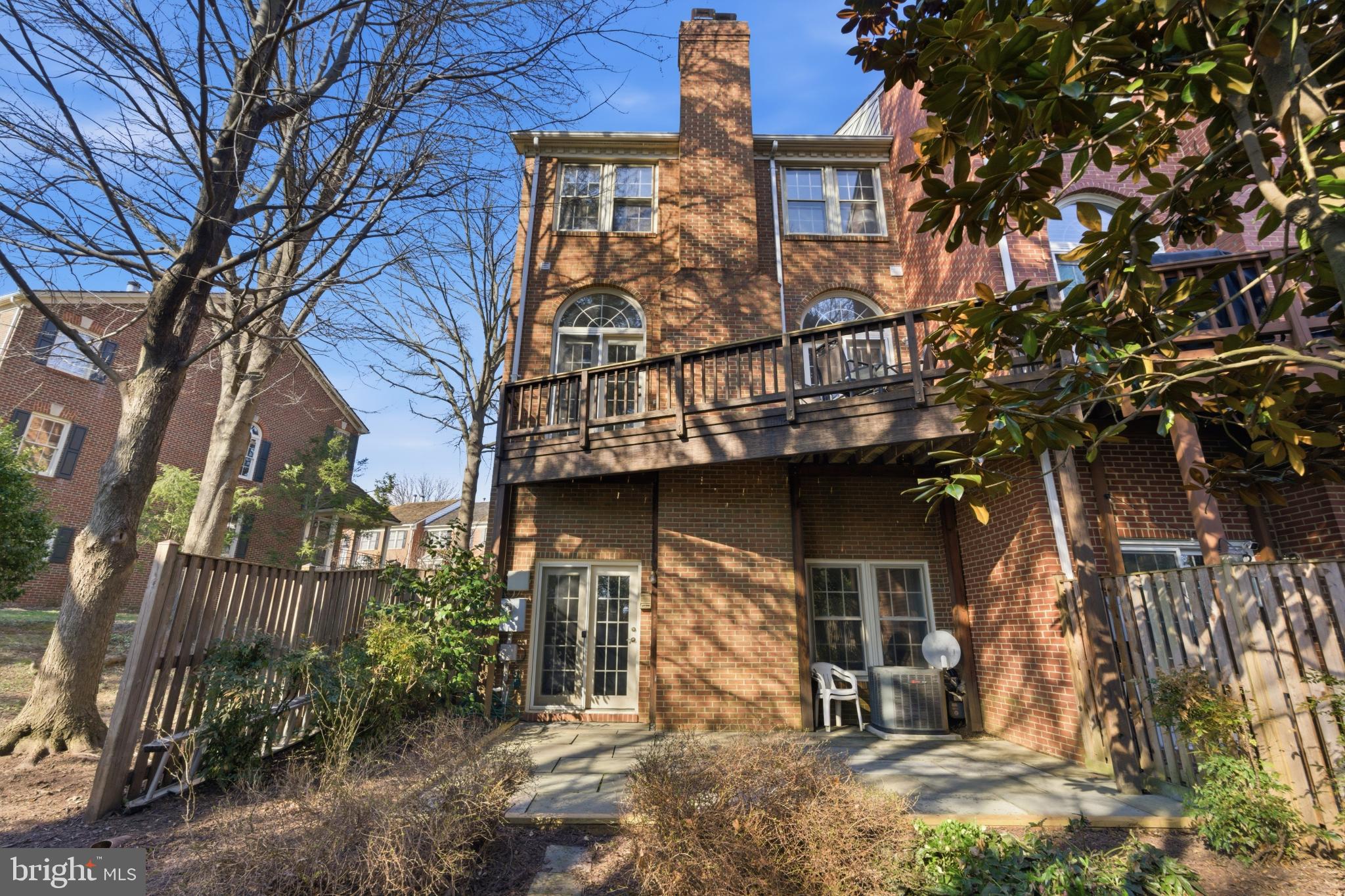 6317 CROOKED OAK LANE