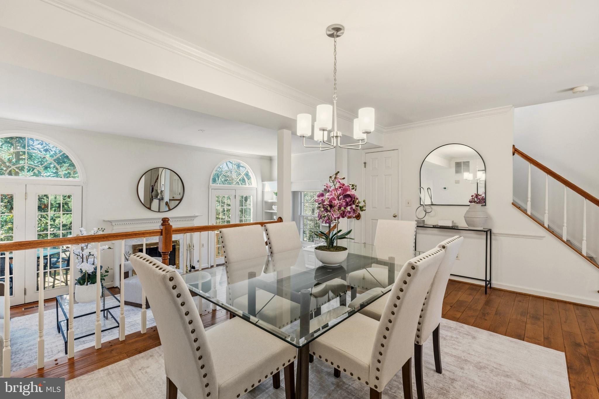 6317 CROOKED OAK LANE