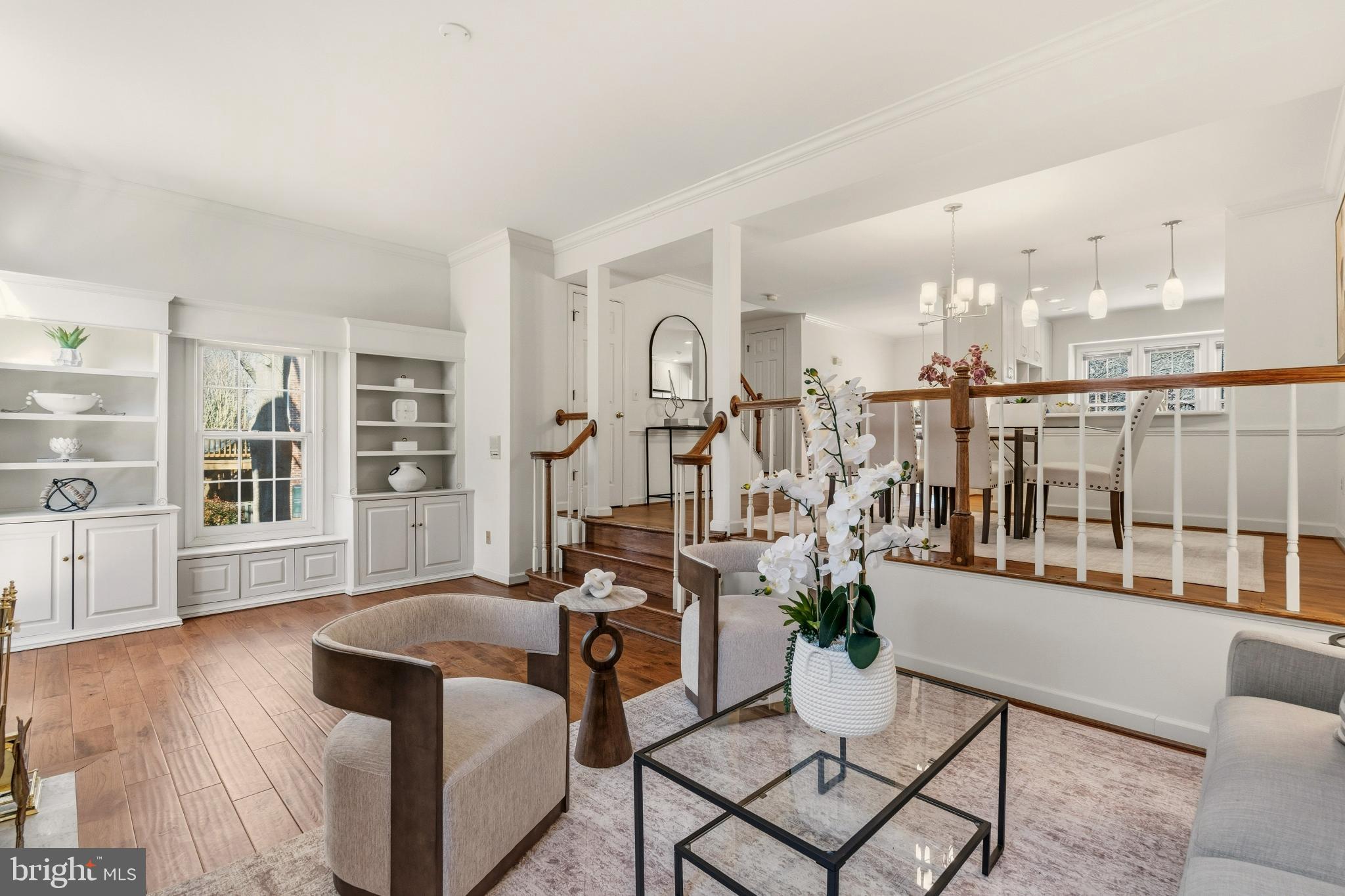 6317 CROOKED OAK LANE