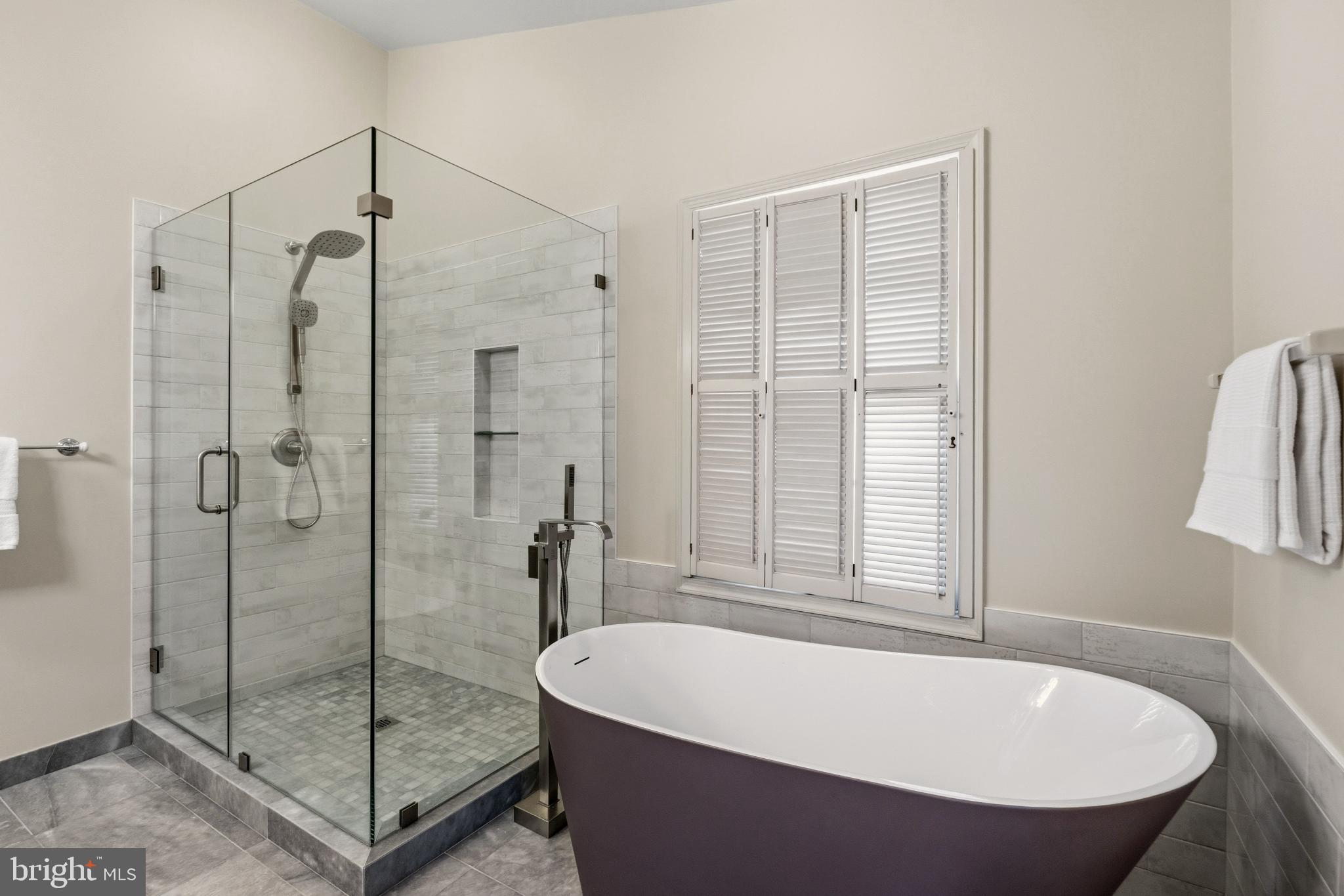 6317 CROOKED OAK LANE