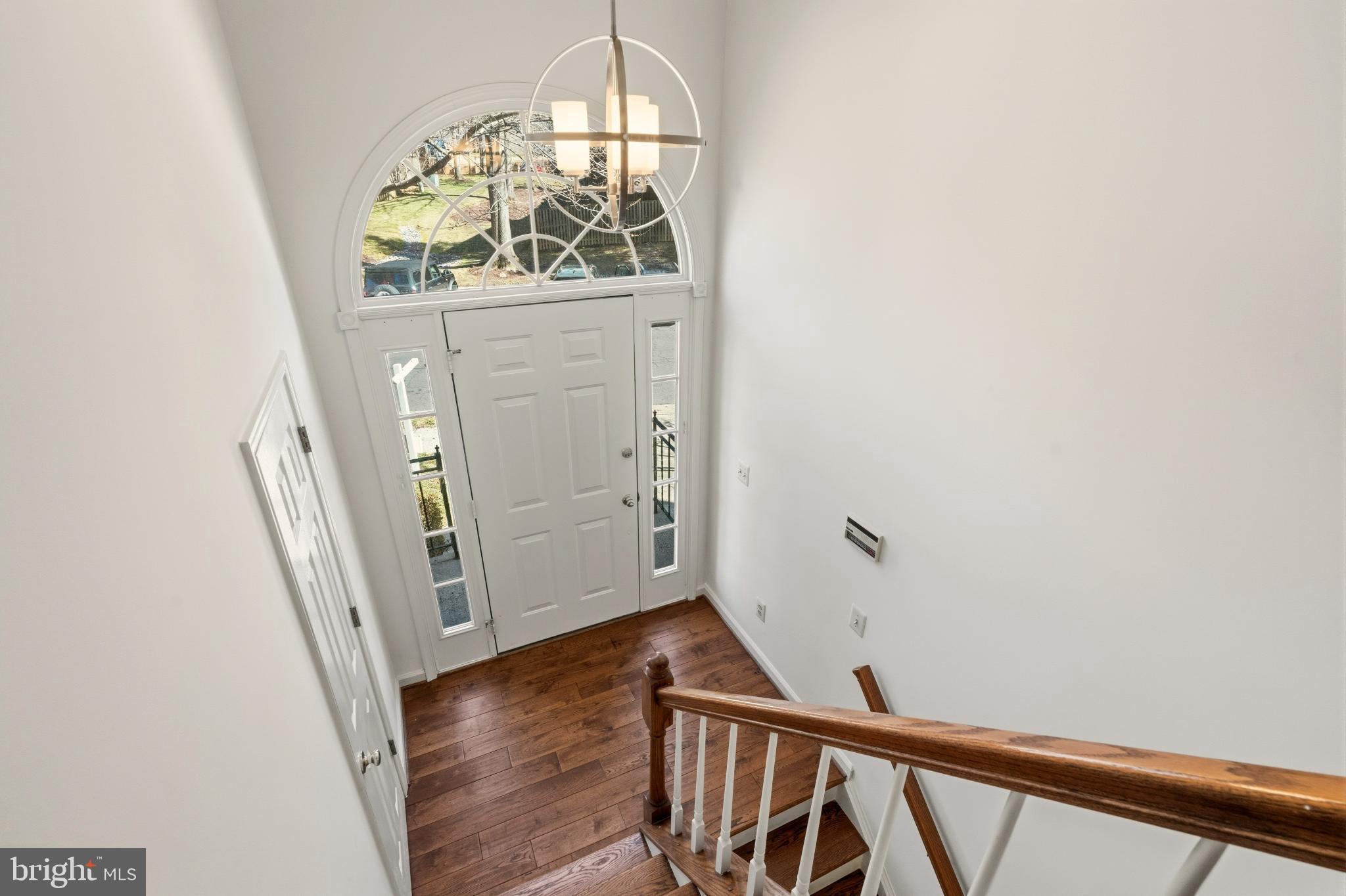 6317 CROOKED OAK LANE