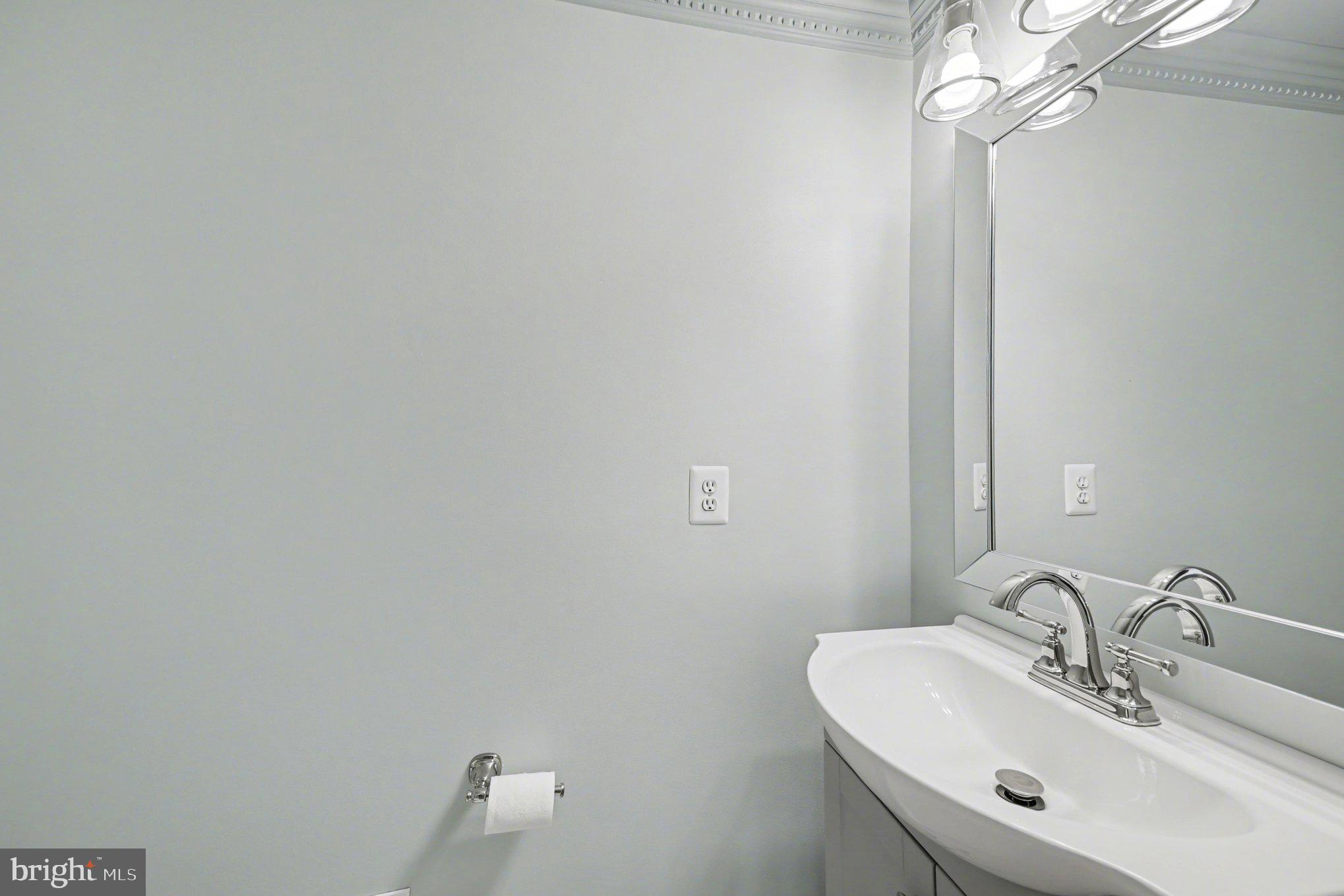 5705 GOVERNORS POND CIRCLE