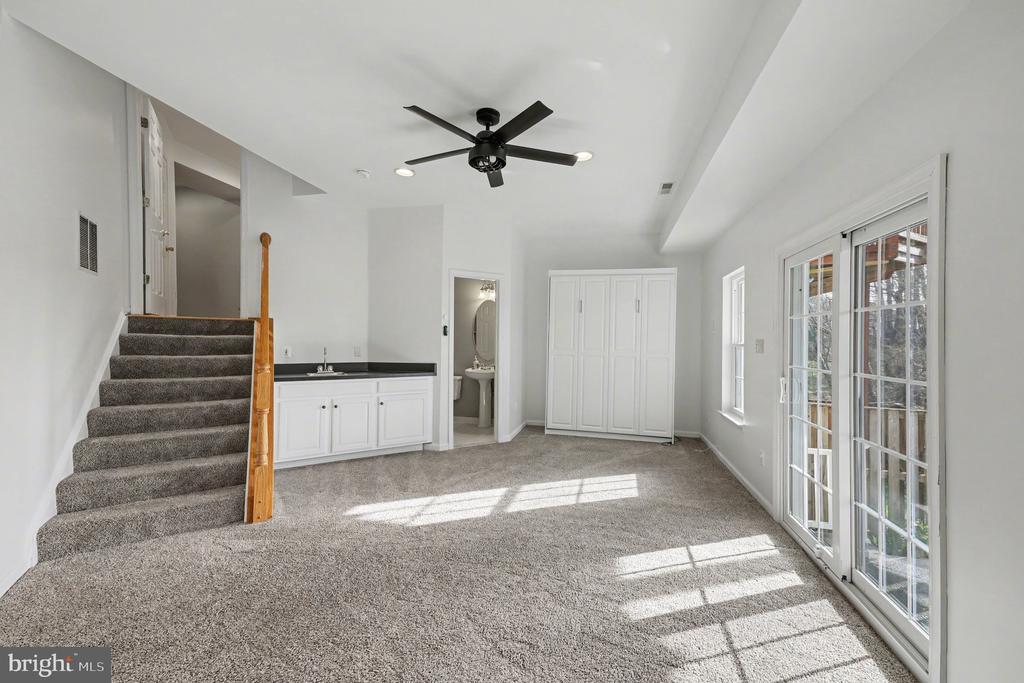 5705 GOVERNORS POND CIRCLE