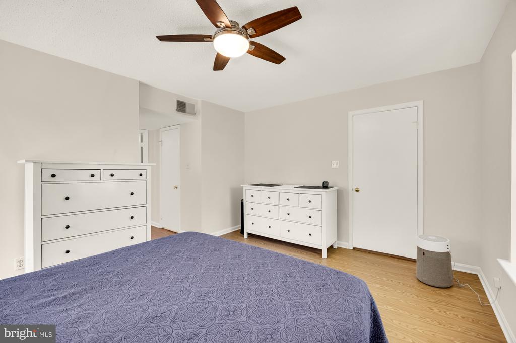 3117 PATRICK HENRY DRIVE 430