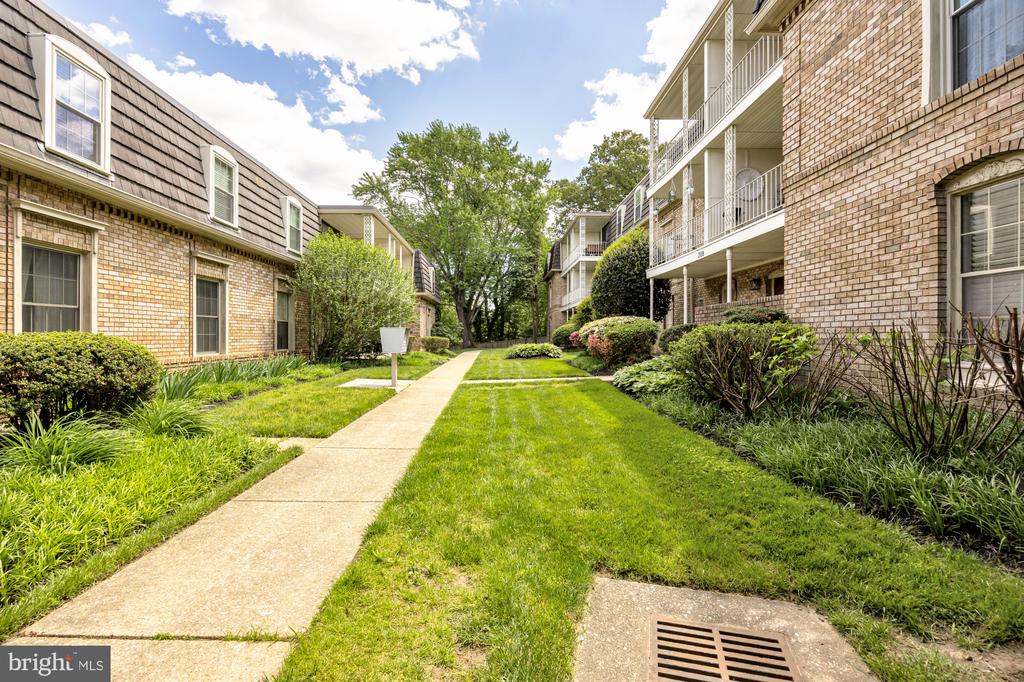 3117 PATRICK HENRY DRIVE 430