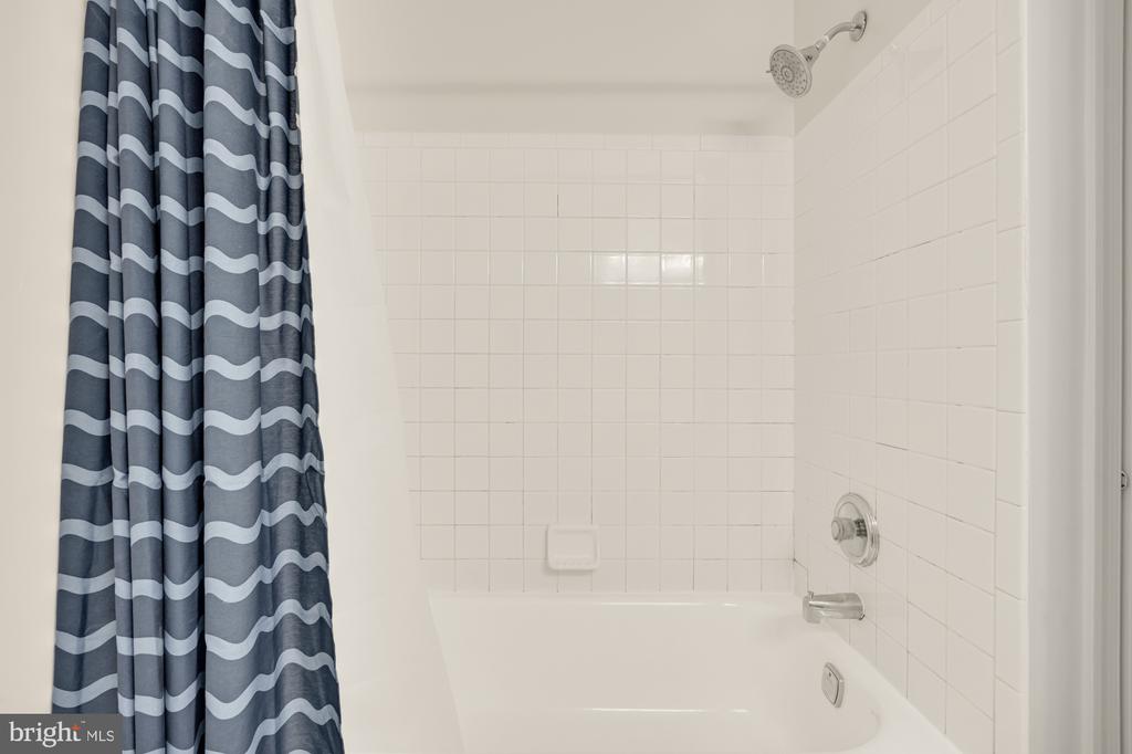 3117 PATRICK HENRY DRIVE 430