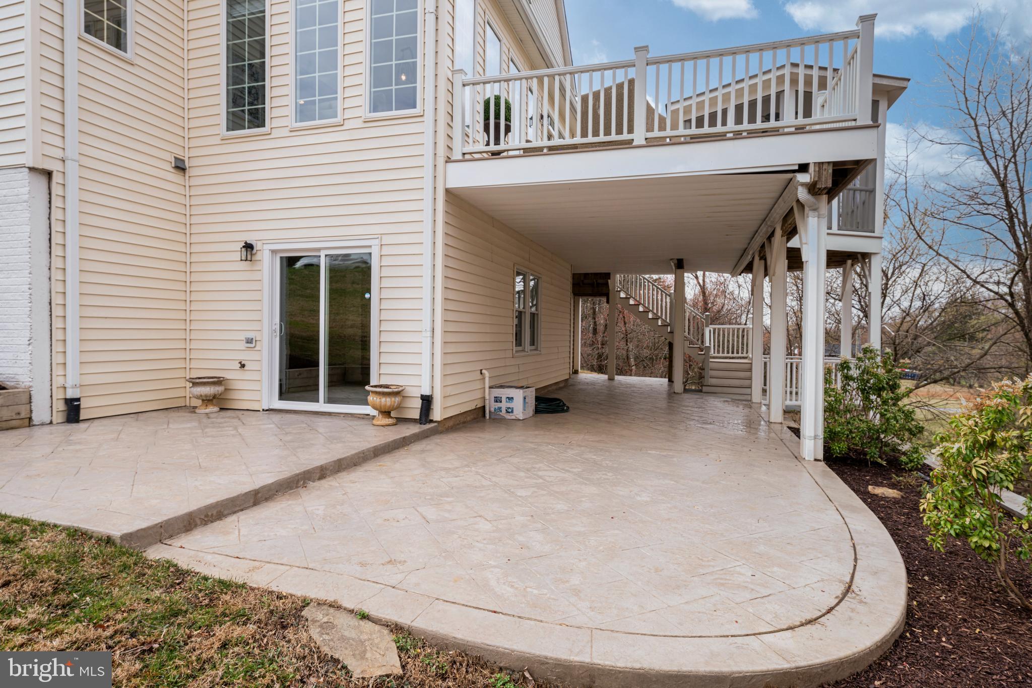 1096 LIBERTY MEETING COURT