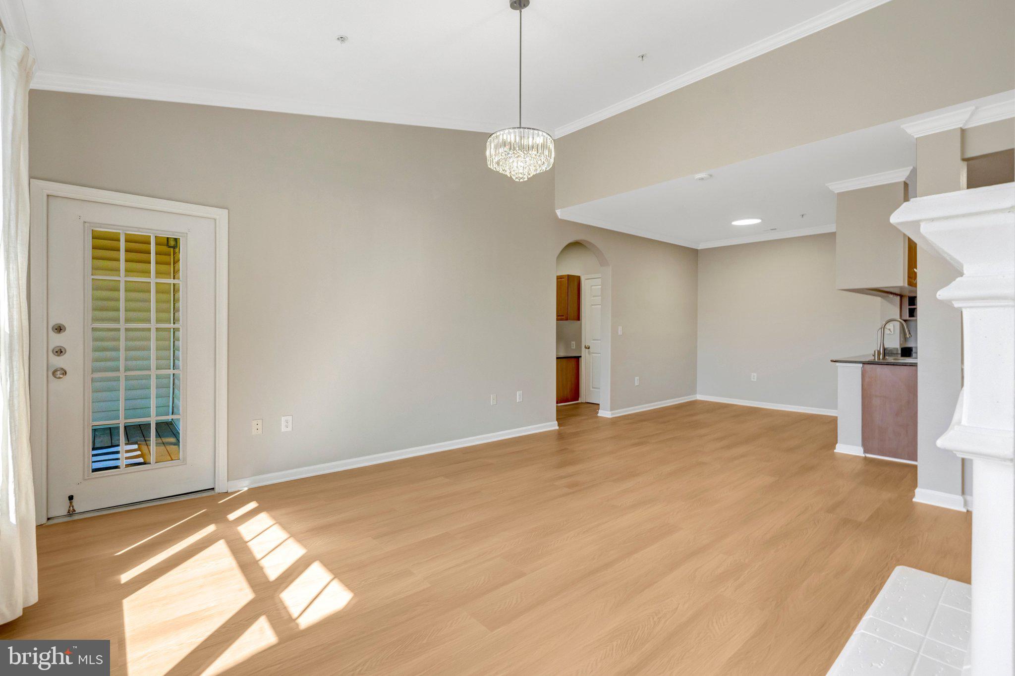 12104 GARDEN GROVE CIRCLE 401