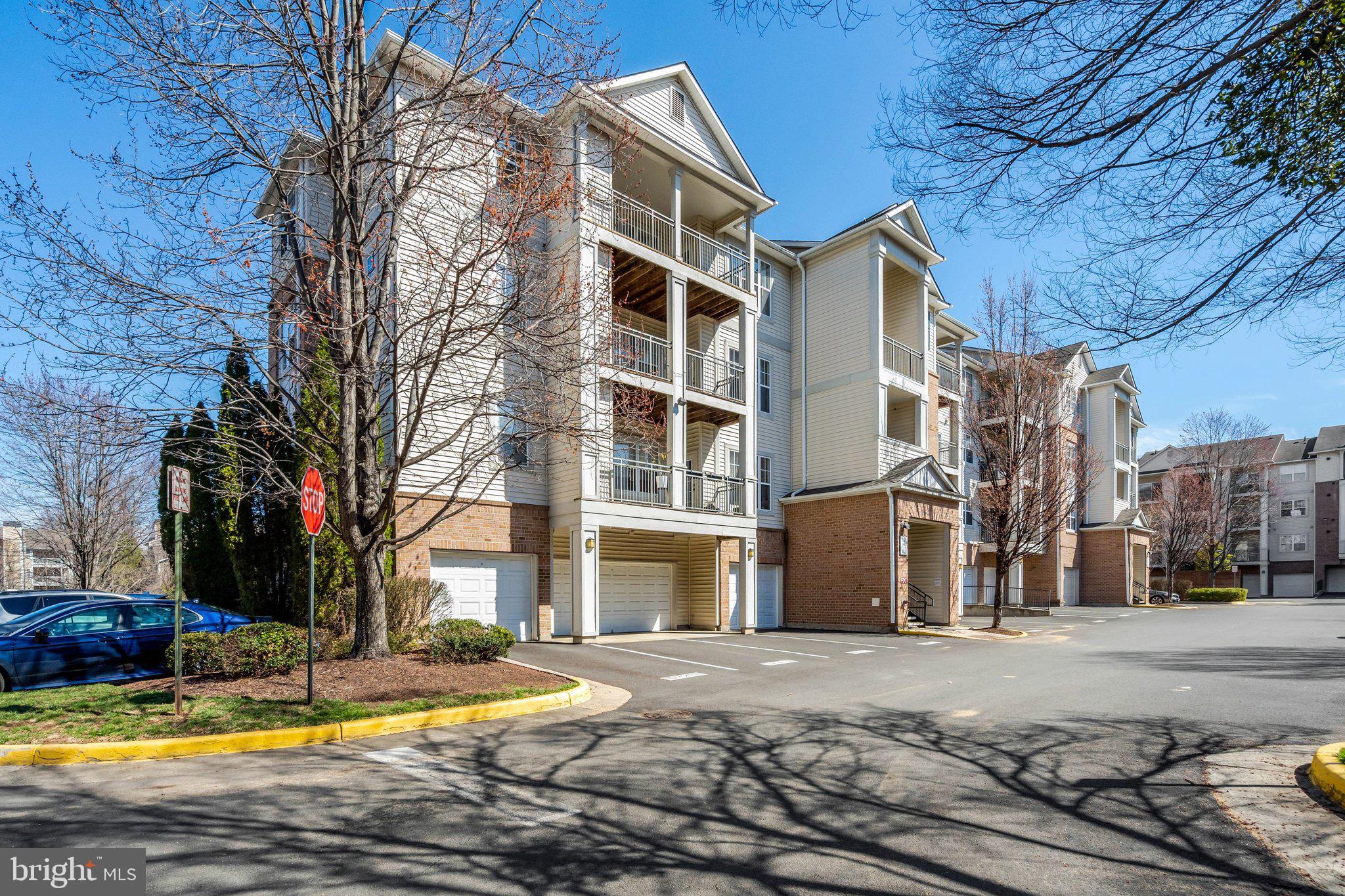 12104 GARDEN GROVE CIRCLE 401