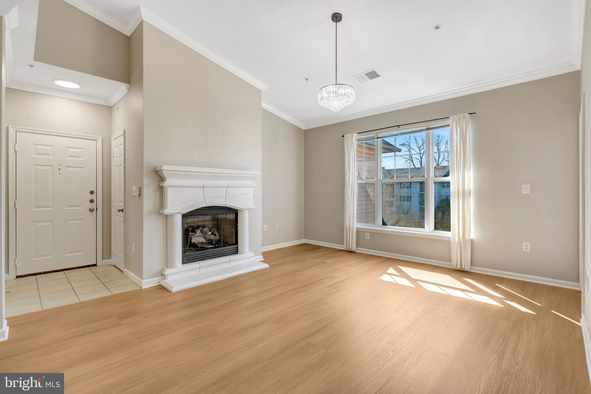 12104 GARDEN GROVE CIRCLE 401