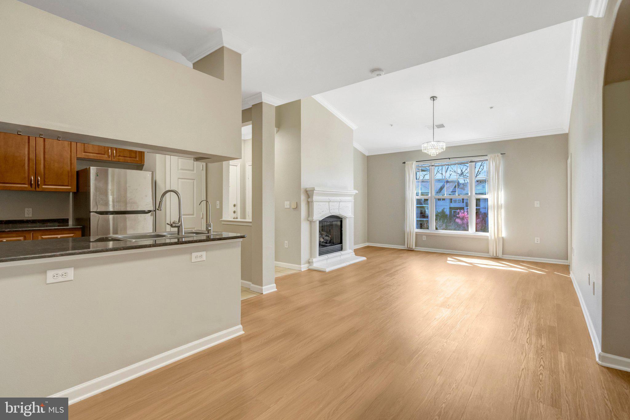 12104 GARDEN GROVE CIRCLE 401