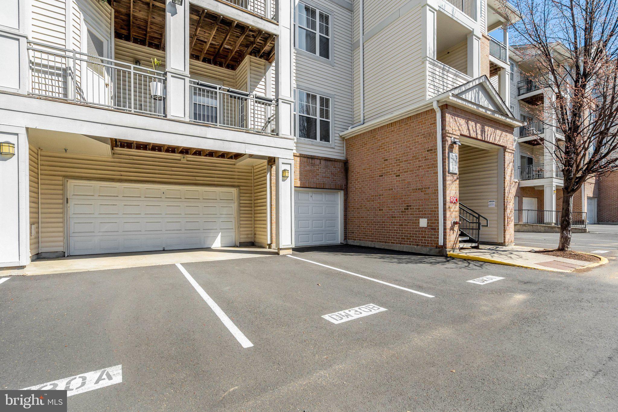 12104 GARDEN GROVE CIRCLE 401