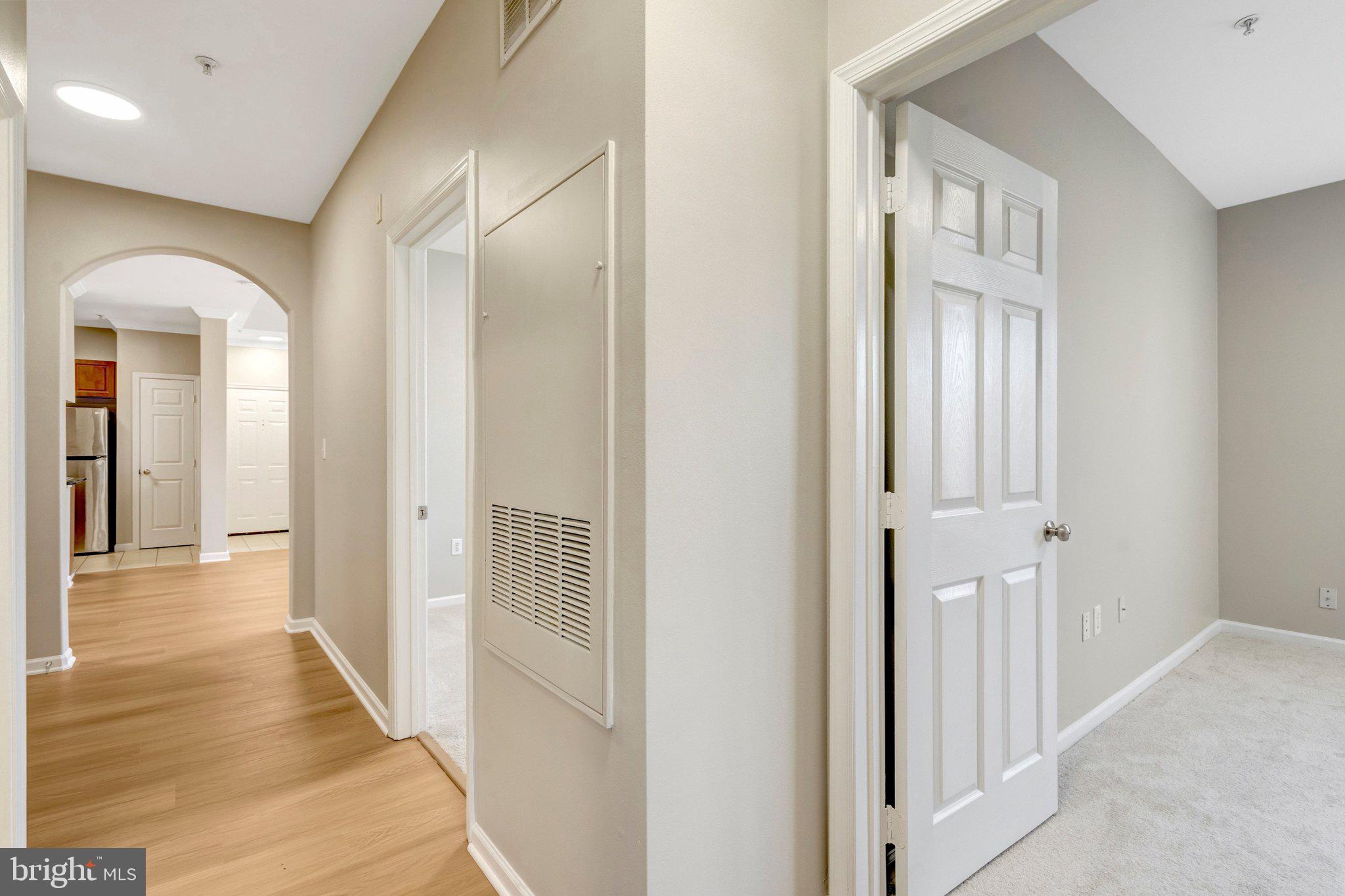 12104 GARDEN GROVE CIRCLE 401