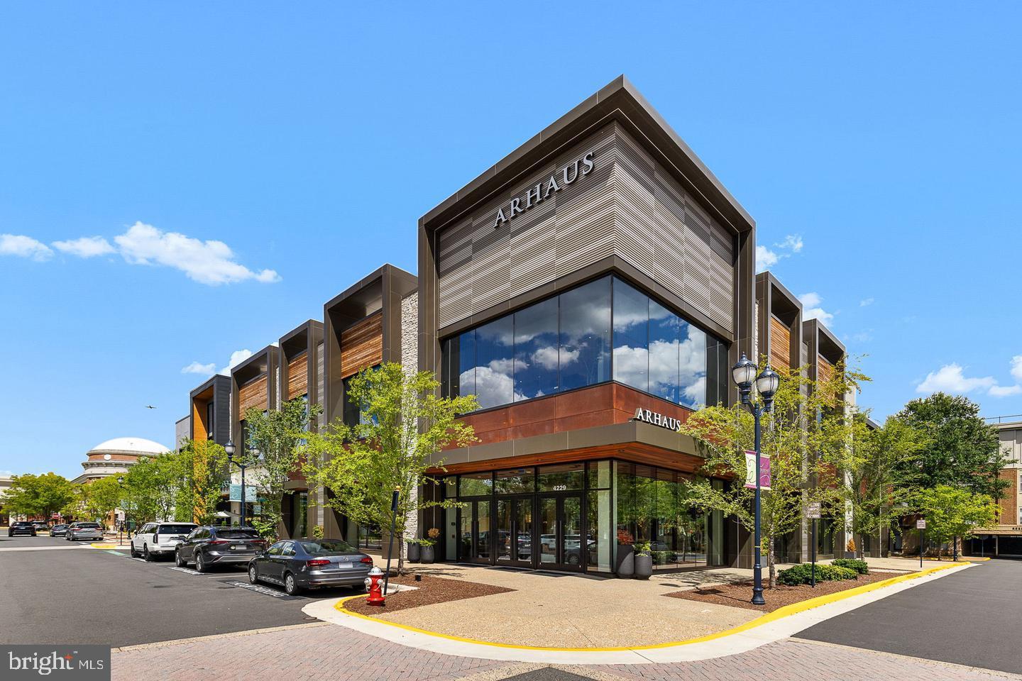 12104 GARDEN GROVE CIRCLE 401